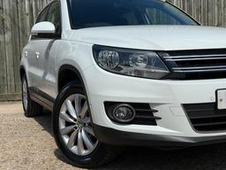 Volkswagen Tiguan 2.0 TDI BlueMotion Tech Match 4WD Euro 5 (s/s) 5dr at 18th