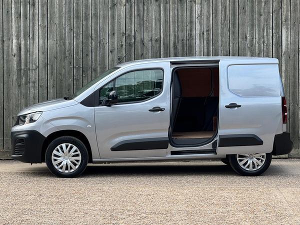 Peugeot Partner 1.5 BlueHDi 1000 Professional Premium Standard Panel Van SWB Euro 6 5dr