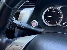 Nissan Navara 2.3 dCi Tekna Auto 4WD Euro 6 4dr at 45th