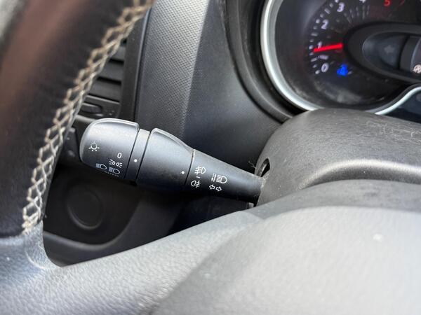 Renault Trafic 2.0 dCi ENERGY 28 Black Edition EDC SWB Standard Roof Euro 6 (s/s) 5dr