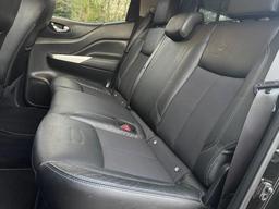 Nissan Navara 2.3 dCi N-Guard Auto 4WD Euro 6 4dr at 40th