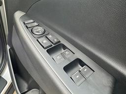 Hyundai TUCSON 1.6 GDi Premium Euro 6 (s/s) 5dr at 32th