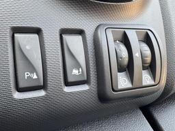 Renault Trafic 2.0 dCi ENERGY 28 Sport SWB Standard Roof Euro 6 (s/s) 5dr at 37th