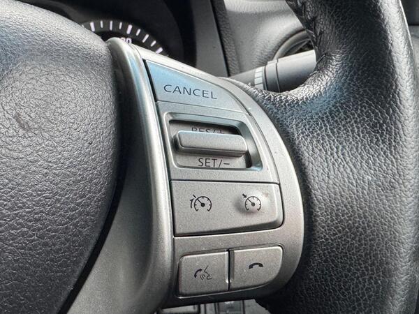 Nissan Navara 2.3 dCi Tekna 4WD Euro 6 (s/s) 4dr