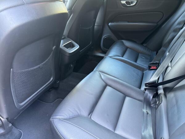 Volvo XC60 2.0 T4 Edition Auto Euro 6 (s/s) 5dr