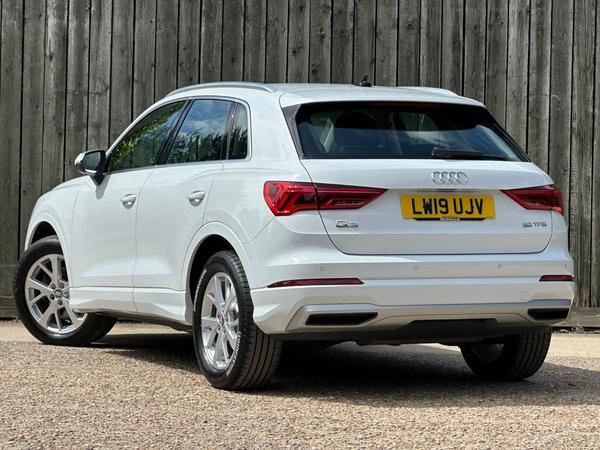 Audi Q3 1.5 TFSI CoD 35 Sport Euro 6 (s/s) 5dr