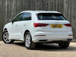 Audi Q3 1.5 TFSI CoD 35 Sport Euro 6 (s/s) 5dr at 8th