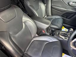 Jeep Cherokee 2.2 MultiJetII Night Eagle Auto 4WD Euro 6 (s/s) 5dr at 11th
