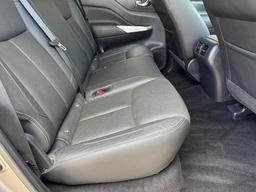 Nissan Navara 2.3 dCi Tekna Auto 4WD Euro 6 4dr at 42th
