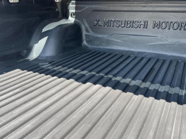 Mitsubishi L200 2.4 DI-D DC Warrior 4WD Euro 6 4dr