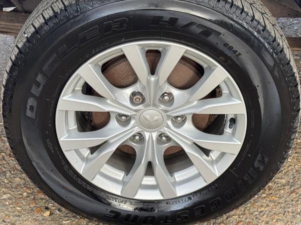 Mitsubishi L200 2.5 DI-D Barbarian 4WD Euro 5 4dr (LB)