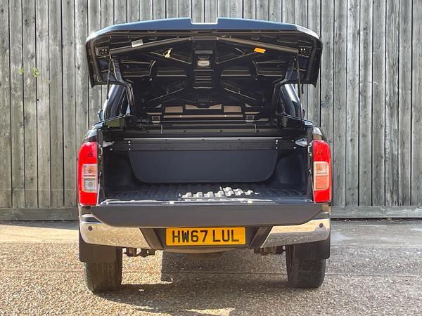 Nissan Navara 2.3 dCi Trek -1 4WD Euro 6 (s/s) 4dr