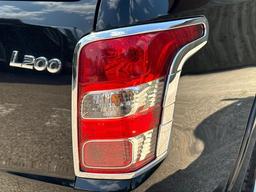 Mitsubishi L200 2.4 DI-D DC Barbarian Auto 4WD Euro 5 4dr at 48th
