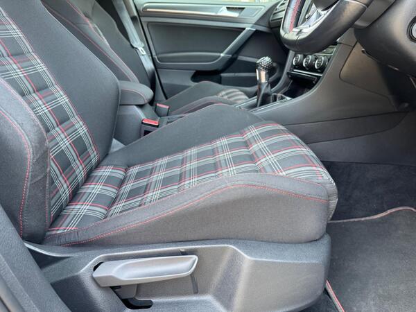 Volkswagen Golf 2.0 TSI GTI Performance Euro 6 (s/s) 5dr