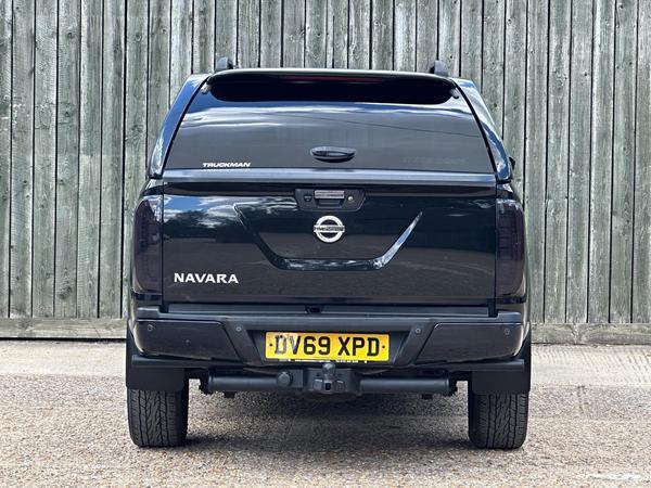 Nissan Navara 2.3 dCi N-Guard Auto 4WD Euro 6 4dr