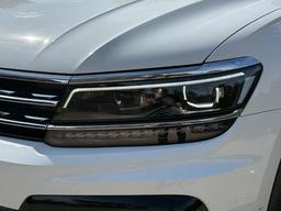 Volkswagen Tiguan 2.0 TDI R-Line Tech DSG 4Motion Euro 6 (s/s) 5dr at 61th