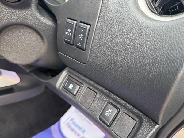 Nissan Navara 2.3 dCi Tekna Auto 4WD Euro 6 4dr