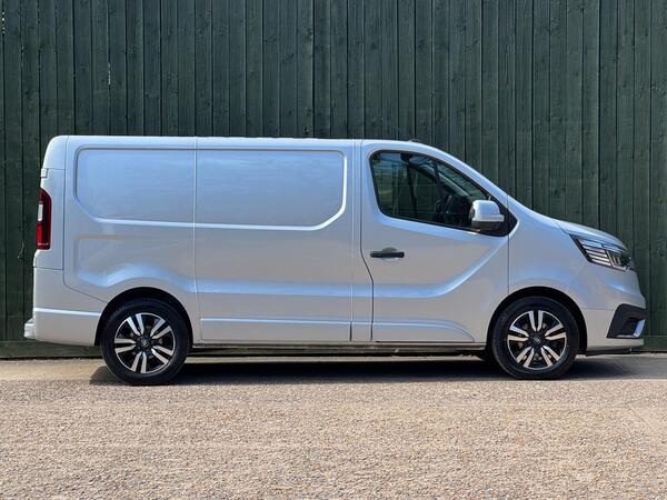 Renault Trafic 2.0 dCi Blue SL30 Extra Sport L1 H1 Euro 6 (s/s) 5dr