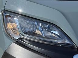 Peugeot Boxer 2.2 BlueHDi 335 Professional Premium + L2 H2 Euro 6 (s/s) 5dr at 31th