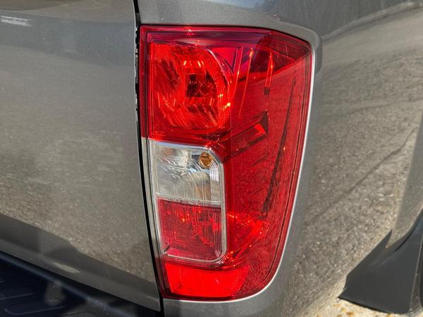 Nissan Navara 2.3 dCi Tekna Auto 4WD Euro 6 4dr