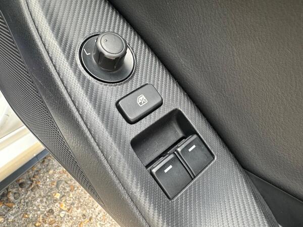 Mazda MX-5 1.5 SKYACTIV-G Icon Euro 6 2dr