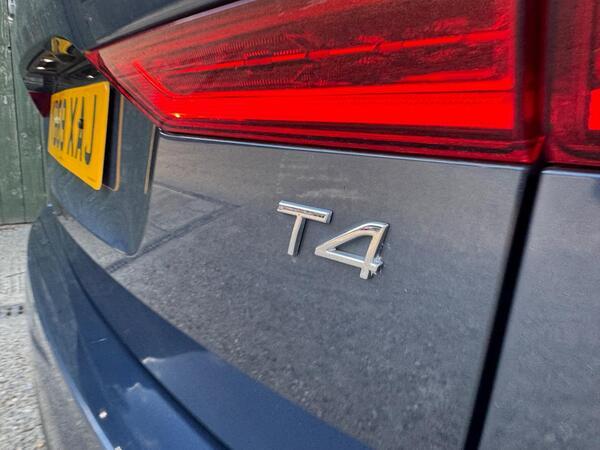 Volvo XC60 2.0 T4 Edition Auto Euro 6 (s/s) 5dr