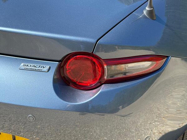 Mazda MX-5 1.5 SKYACTIV-G Arctic Euro 6 2dr