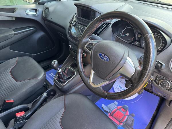 Ford Transit Courier 1.5 TDCi Sport L1 Euro 6 5dr