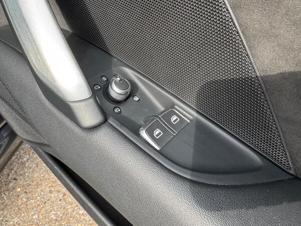 Audi TT 2.0 TFSI 45 Black Edition S Tronic Euro 6 (s/s) 3dr