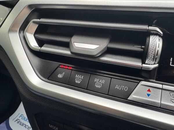 BMW 2 Series 2.0 220i M Sport Auto Euro 6 (s/s) 2dr