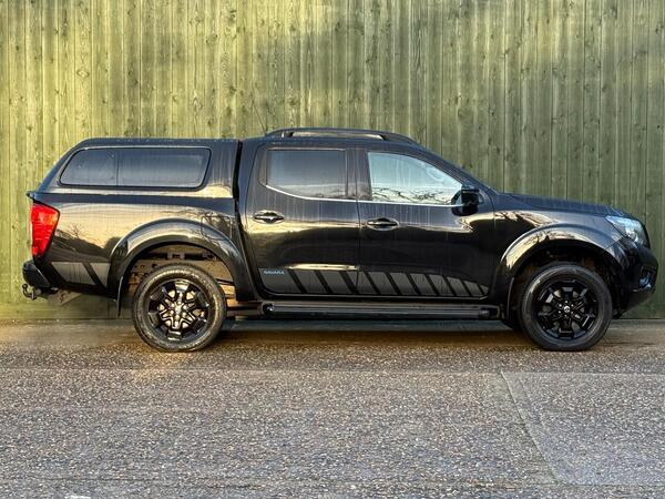 Nissan Navara 2.3 dCi N-Guard Auto 4WD Euro 6 4dr