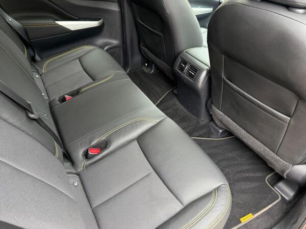Nissan Navara 2.3 dCi N-Guard Auto 4WD Euro 6 4dr