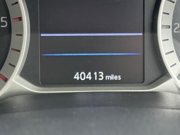 Nissan Navara 2.3 dCi N-Guard Auto 4WD Euro 6 4dr