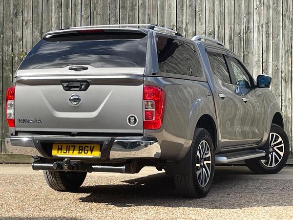 Nissan Navara 2.3 dCi Tekna Auto 4WD Euro 6 4dr