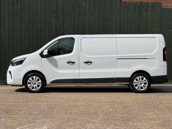 Nissan Primastar 2.0 dCi 30 Tekna L2 H1 Euro 6 (s/s) 5dr