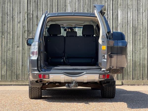 Mitsubishi Shogun 3.2 DI-DC SG5 Auto 4WD Euro 6 5dr LWB