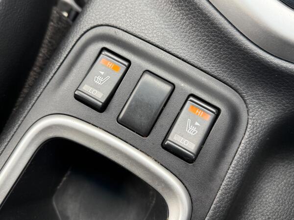 Nissan Navara 2.3 dCi Tekna Auto 4WD Euro 6 4dr