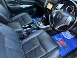 Nissan Navara 2.3 dCi Tekna Auto 4WD Euro 6 4dr at 2th