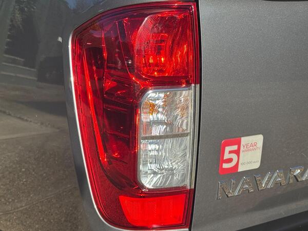 Nissan Navara 2.3 dCi Tekna 4WD Euro 6 (s/s) 4dr
