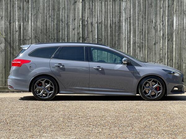Ford Focus 2.0 TDCi ST-3 Euro 6 (s/s) 5dr