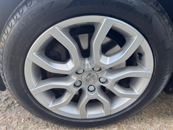 Volvo V40 Cross Country 1.5 T3 Pro Auto Euro 6 (s/s) 5dr