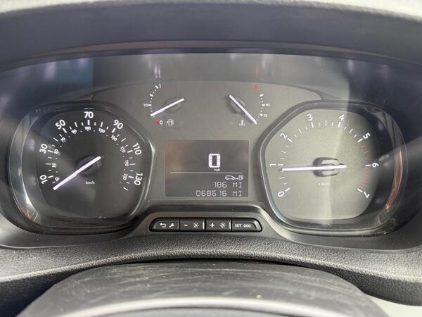 Citroen Dispatch 1.5 BlueHDi 1000 Enterprise Pro M FWD 2 Euro 6 (s/s) 6dr