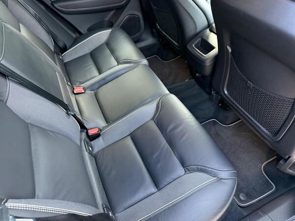 Volvo XC60 2.0 D4 R-Design Auto Euro 6 (s/s) 5dr