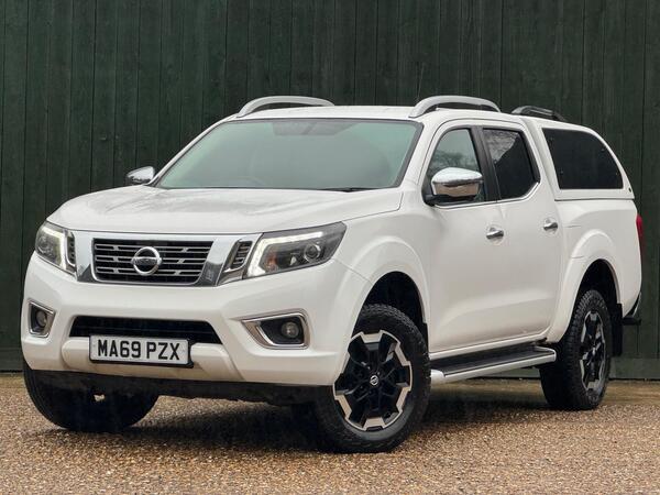 Nissan Navara 2.3 dCi Tekna Auto 4WD Euro 6 4dr