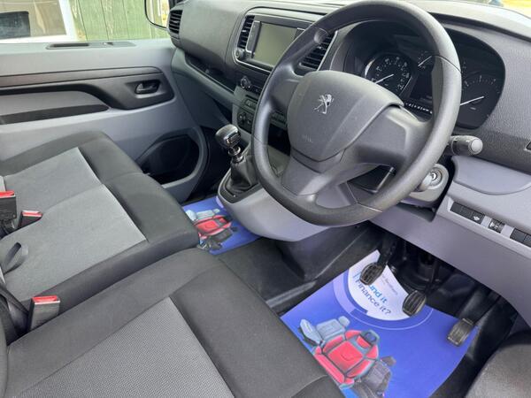 Peugeot Expert 2.0 BlueHDi 1400 Professional Premium Standard Panel Van MWB Euro 6 (s/s) 6dr