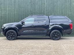 Nissan Navara 2.3 dCi N-Guard Auto 4WD Euro 6 4dr at 11th