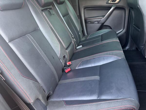 Ford Ranger 2.0 EcoBlue Stormtrak Pickup Double Cab 4dr Diesel Auto 4WD Euro 6 (s/s) (213 ps)