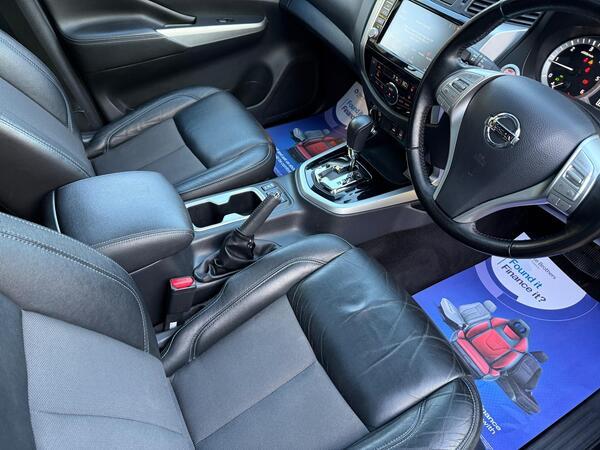 Nissan Navara 2.3 dCi N-Guard Auto 4WD Euro 6 4dr