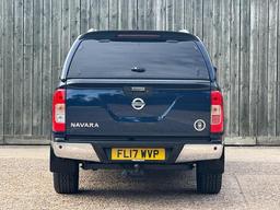 Nissan Navara 2.3 dCi Tekna 4WD Euro 6 (s/s) 4dr at 15th
