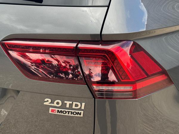 Volkswagen Tiguan 2.0 TDI R-Line DSG 4Motion Euro 6 (s/s) 5dr